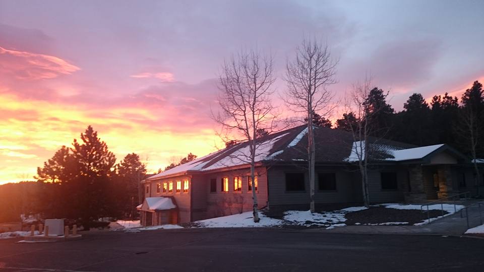 evergreen-vision-center-dusk